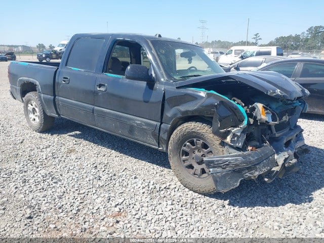 Salvage Chevrolet Silverado 1500 Image