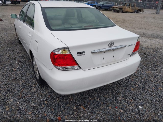 Toyota Camry Xle V6