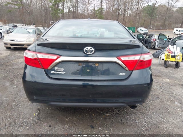 Toyota Camry Se