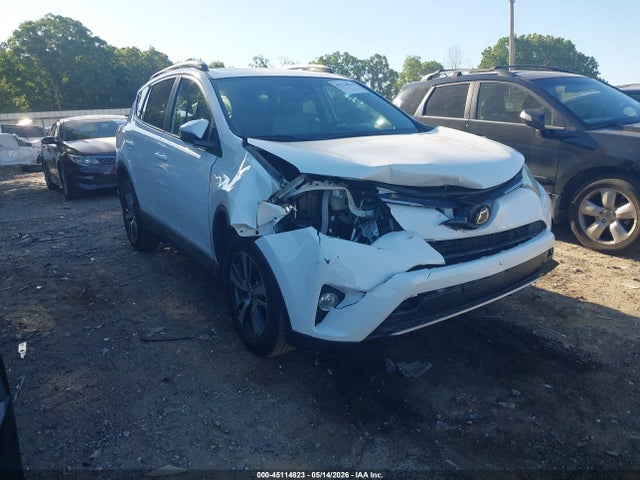 Salvage Toyota RAV4 Image