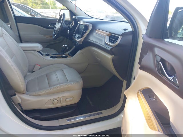 GMC Acadia Denali