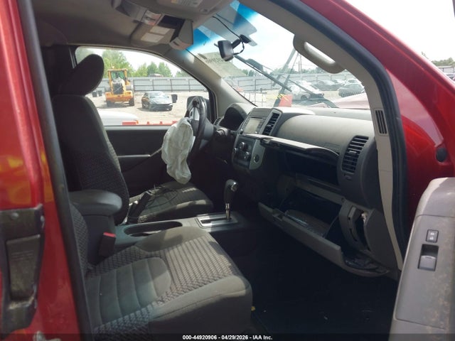 Nissan Frontier Sv