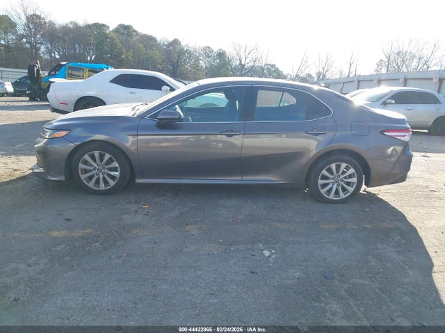 Toyota Camry Le