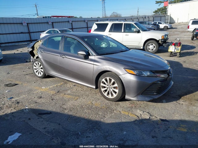 Salvage Toyota Camry Image