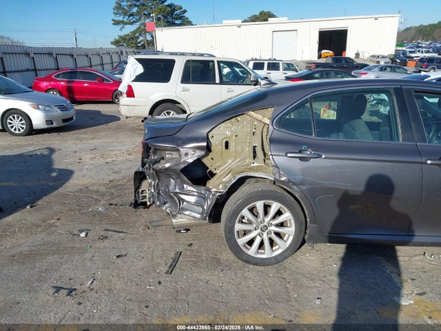 Toyota Camry Le