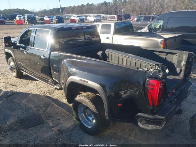 General Motors Sierra 3500HD 4wd  Long Bed Denali Ultimate