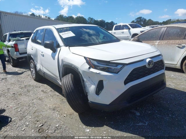 Salvage Toyota RAV4 Image