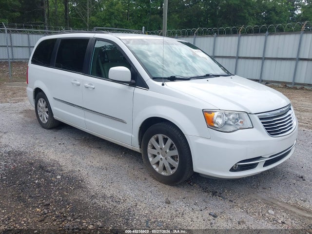Salvage Chrysler Town & Country Image