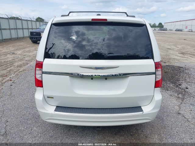 Chrysler Town & Country Touring