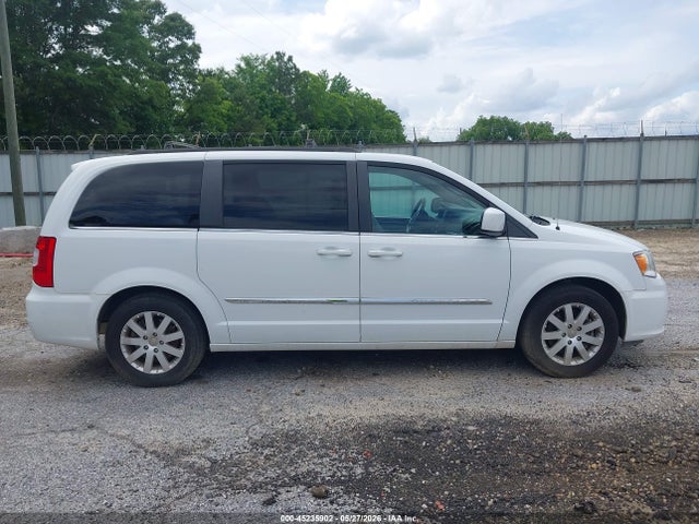 Chrysler Town & Country Touring