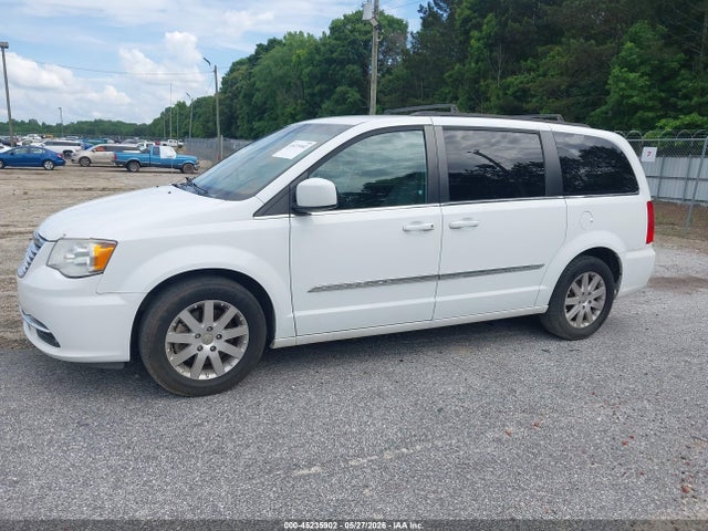 Chrysler Town & Country Touring