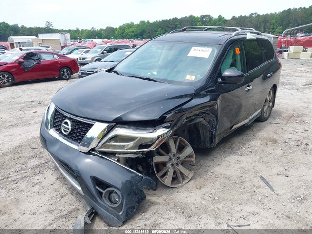 Nissan Pathfinder Platinum