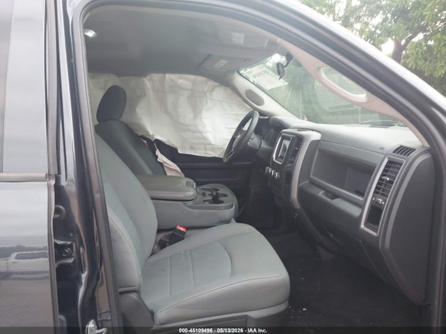 Ram 1500 Express  4x4 5'7 Box