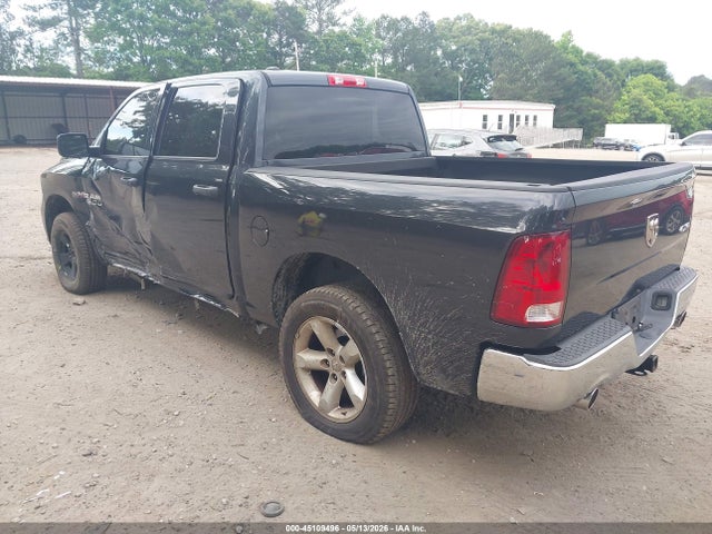 Ram 1500 Express  4x4 5'7 Box