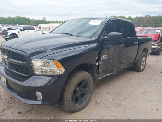 Ram 1500 Express  4x4 5'7 Box