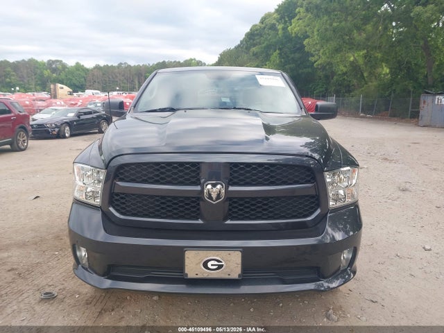 Ram 1500 Express  4x4 5'7 Box