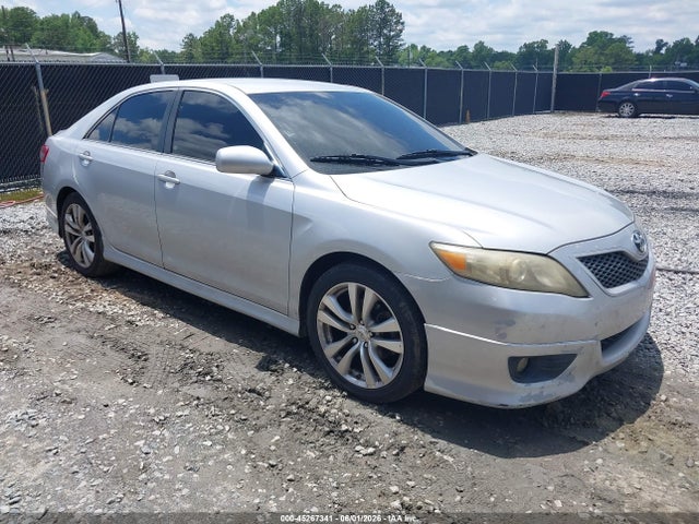 Salvage Toyota Camry Image