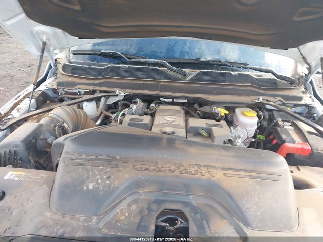 Ram 3500 Tradesman  4x4 8' Box