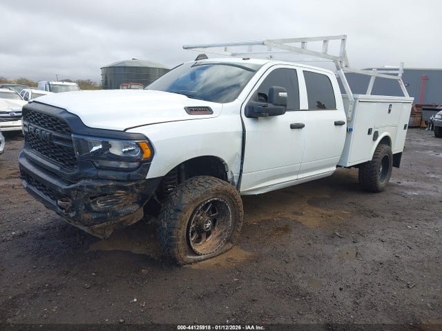 Ram 3500 Tradesman  4x4 8' Box