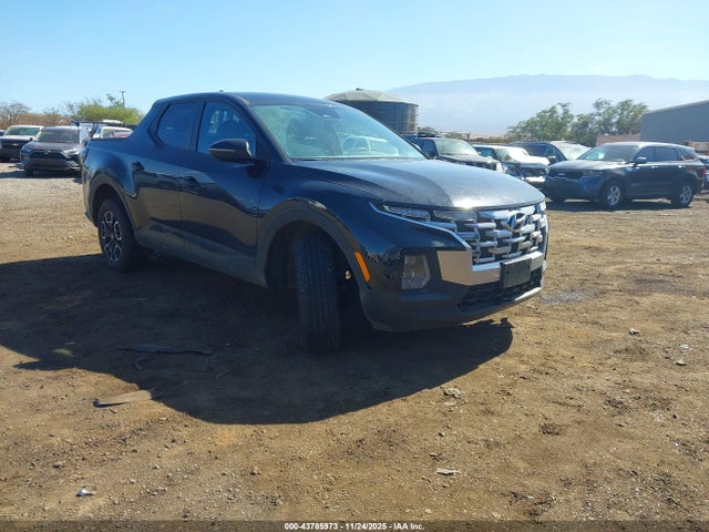 Salvage Hyundai SANTA CRUZ Image