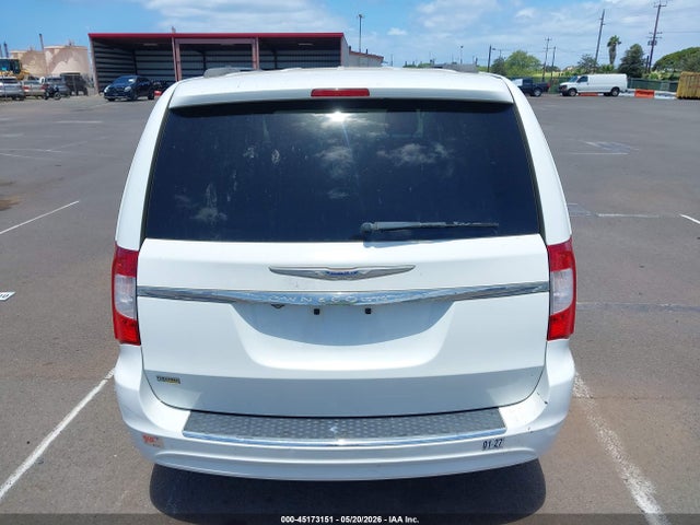 Chrysler Town & Country Touring