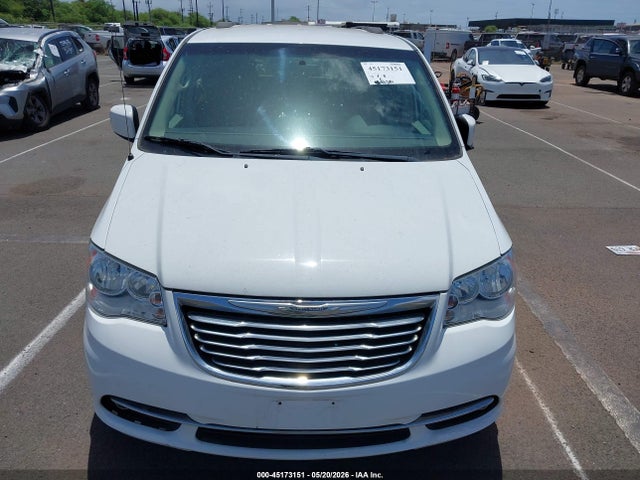 Chrysler Town & Country Touring