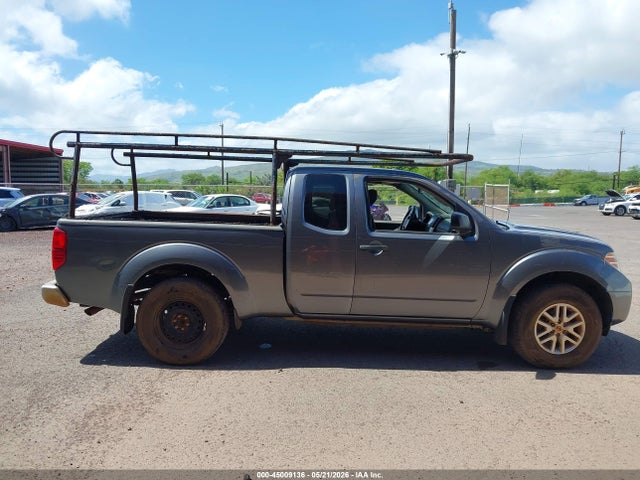 Nissan Frontier Sv