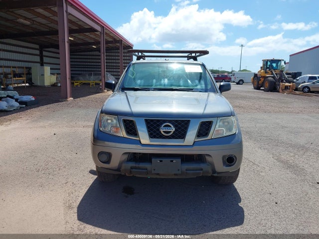 Nissan Frontier Sv