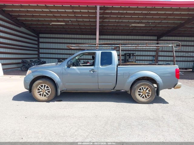 Nissan Frontier Sv
