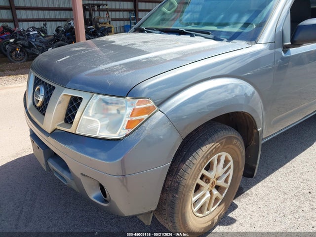 Nissan Frontier Sv