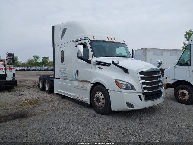 Salvage Freightliner New Cascadia 126 Image