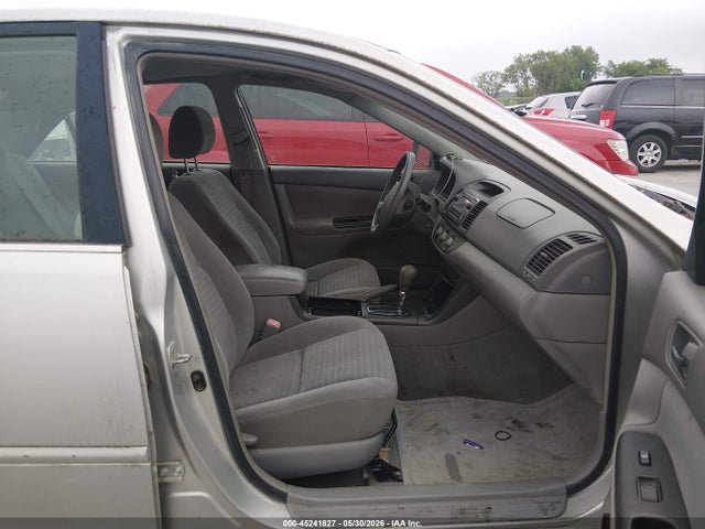 Toyota Camry Std