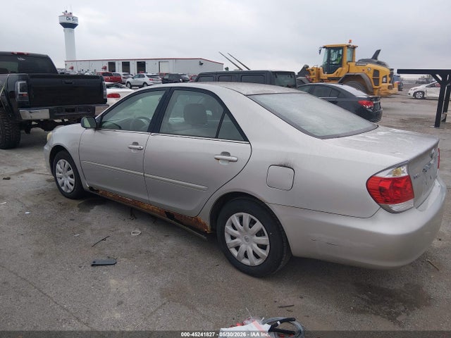 Toyota Camry Std