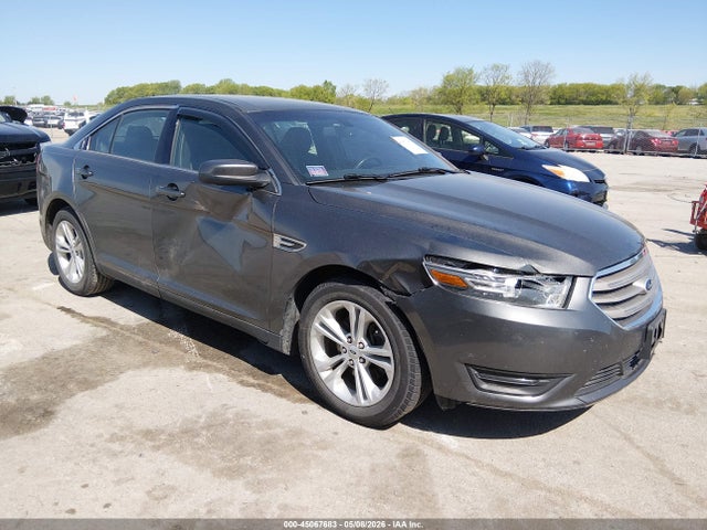 Salvage Ford Taurus Image