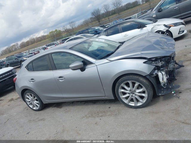 Mazda Mazda3 S Touring