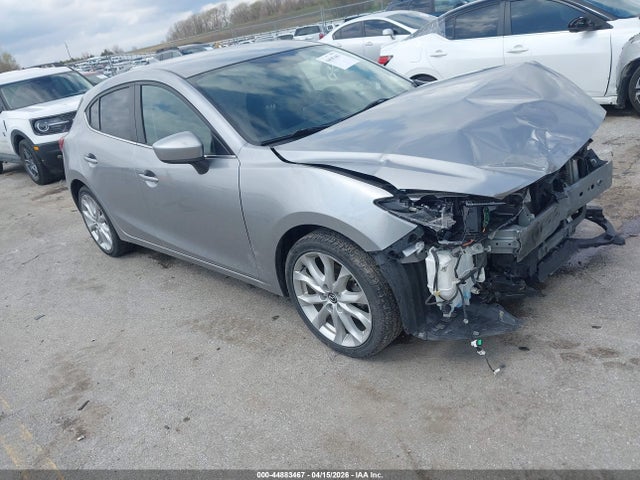 Salvage Mazda Mazda3 Image