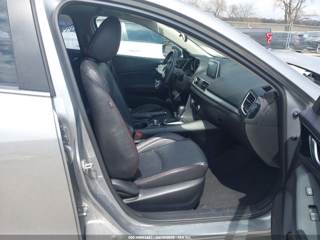 Mazda Mazda3 S Touring