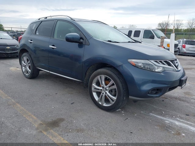 Salvage Nissan Murano Image