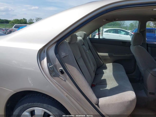 Toyota Camry Le