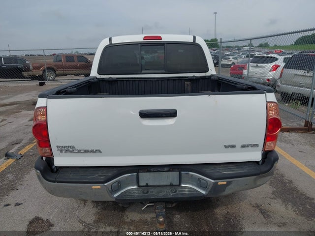 Toyota Tacoma Base V6