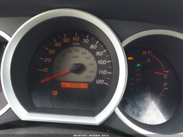 Toyota Tacoma Base V6