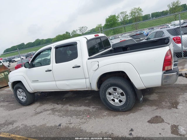 Toyota Tacoma Base V6