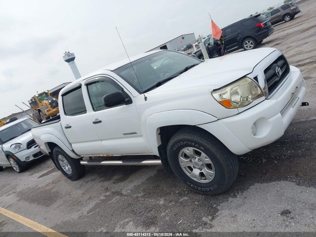 Toyota Tacoma Base V6