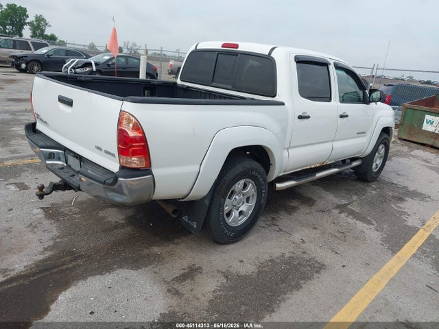 Toyota Tacoma Base V6