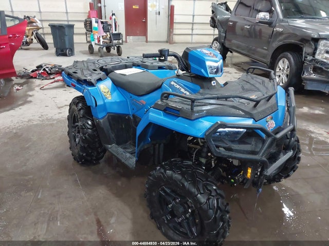 Salvage Polaris Sportsman Image