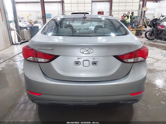 Hyundai ELANTRA Se