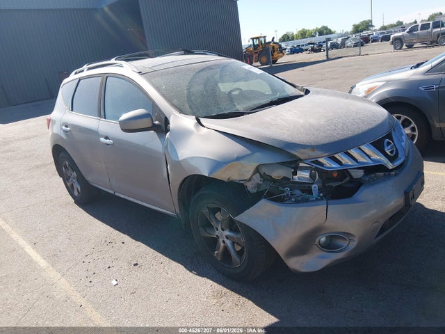 Salvage Nissan Murano Image