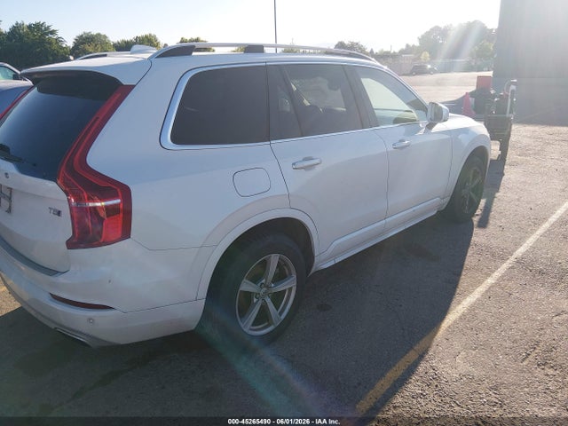 Volvo XC90 T5 Momentum