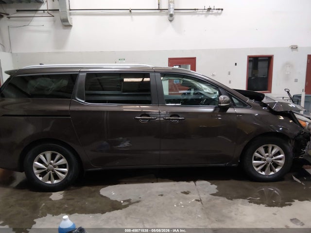 Kia Sedona Lx