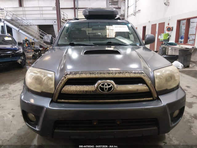 Toyota 4Runner Sport V6